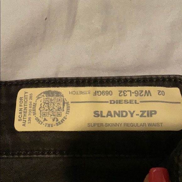 $200 - Picture 4 of 7